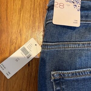 Flare leg size 28 Pilcro jeans -new with tags